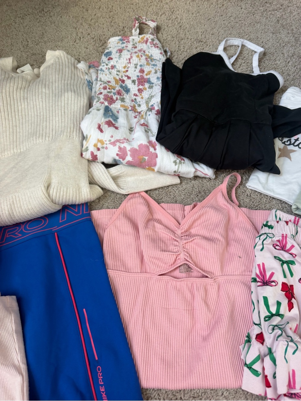 Girls Bundle - Picture 3 of 5